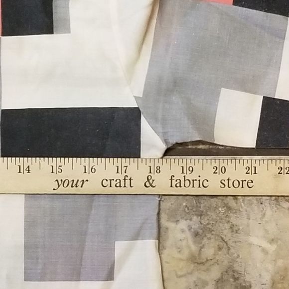 Beautiful Vintage Midi Dress - Picture 2 of 6